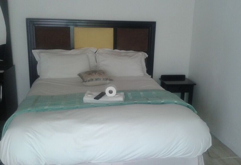 酒店 Royal Olympia Lodges & Safaris Rsa