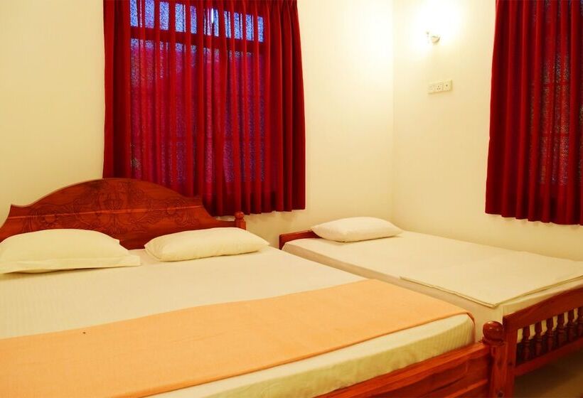 هتل Saffron Guest Inn