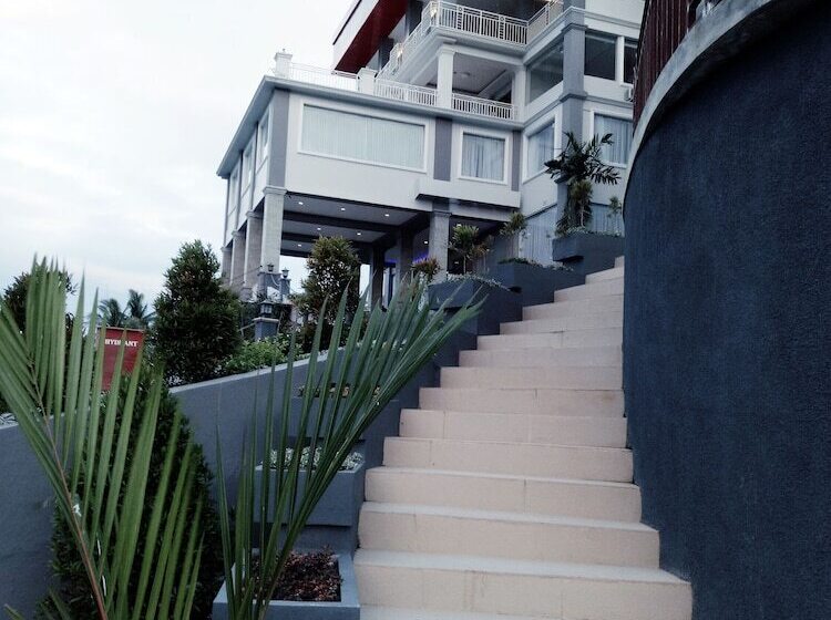 Szálloda Santika Luwuk Sulawesi Tengah