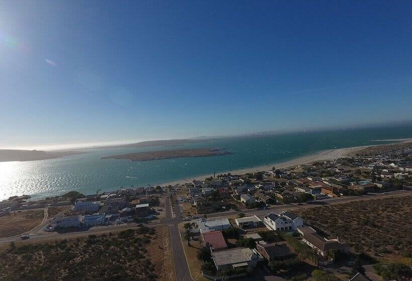 בית מלון כפרי Seagulls Guest House