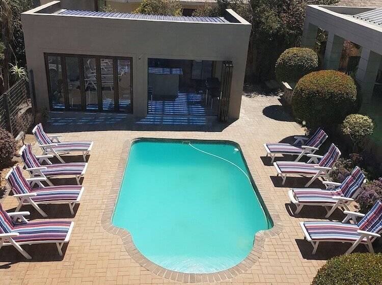 בית מלון כפרי Seagulls Guest House