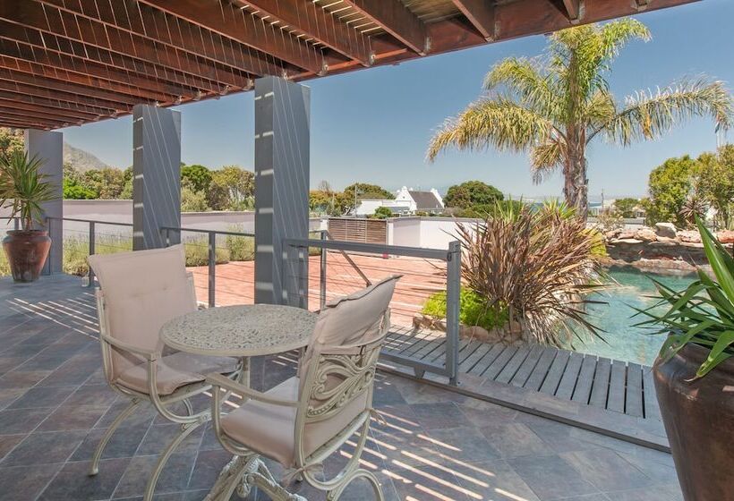 בית מלון כפרי Whale Away Guest House