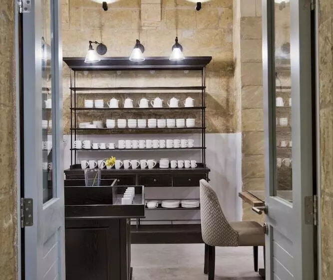 پانسیون 66 Saint Paul S & Spa