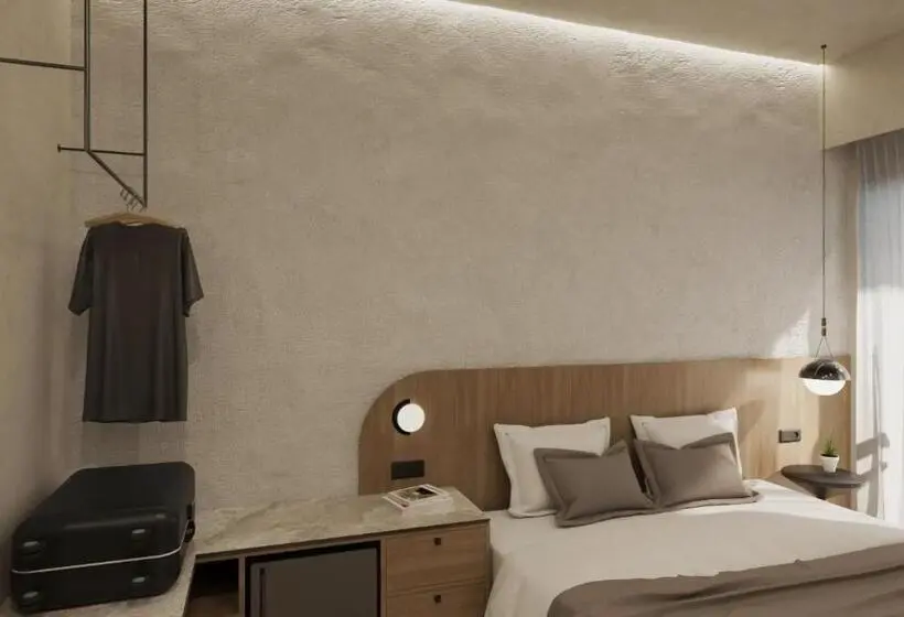 Hotelli Platanos Rooms