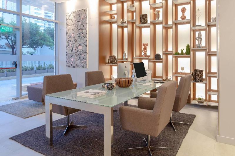 Ac Hotel By Marriott Santa Marta