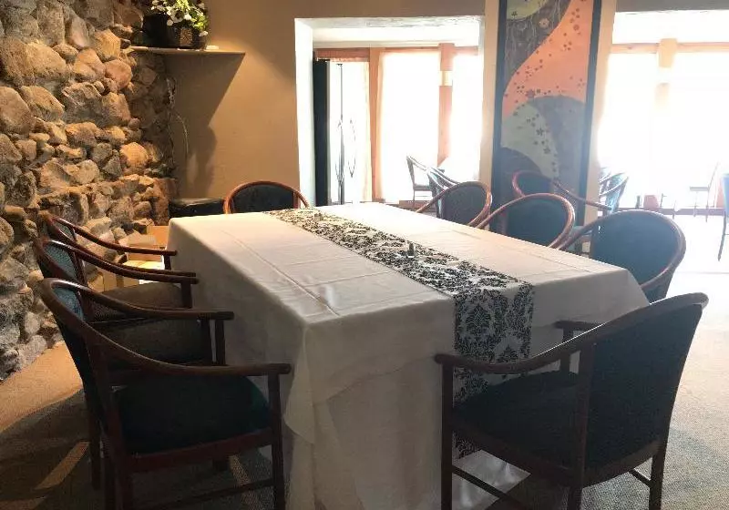 Hotel Auberge Du Lac Dore