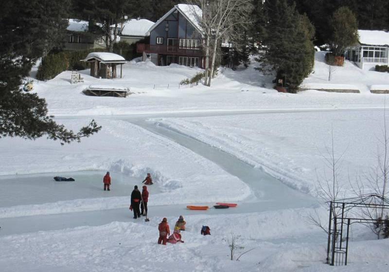 فندق Auberge Du Lac Dore