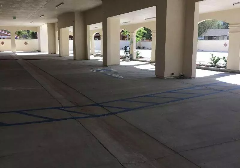 Best Western Plus Temecula Wine Country Hotel & Suites