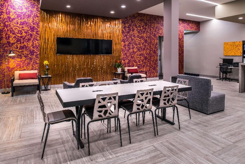 Best Western Plus Temecula Wine Country Hotel & Suites