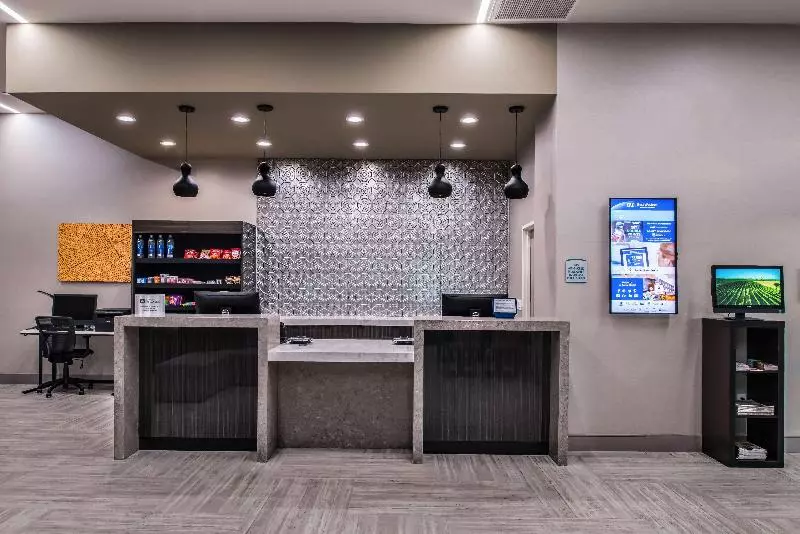 Best Western Plus Temecula Wine Country Hotel & Suites