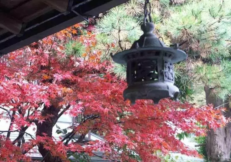 Hotelli Ryokan Hanareya Ishidaya