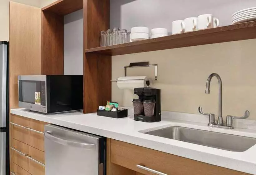 هتل Home2 Suites By Hilton Lancaster
