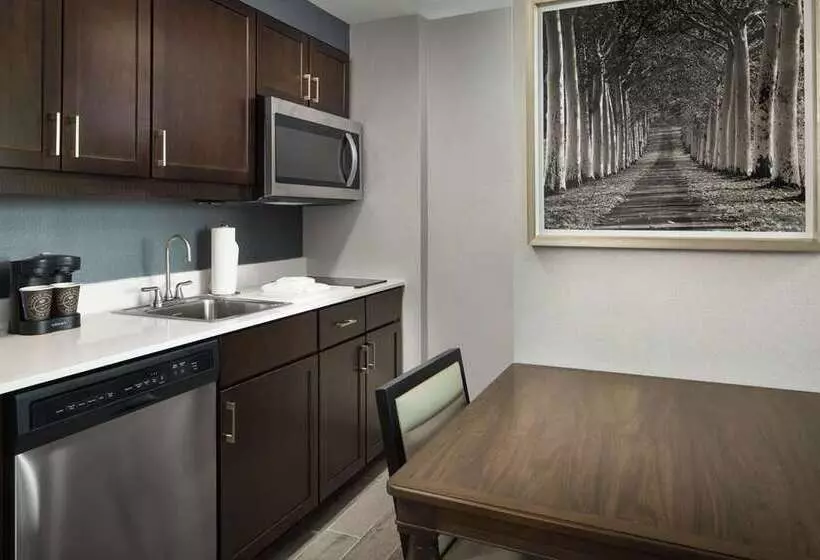 Hotelli Homewood Suites By Hilton Teaneck Glenpointe