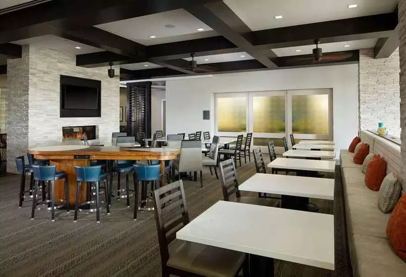 Hotelli Homewood Suites By Hilton Teaneck Glenpointe