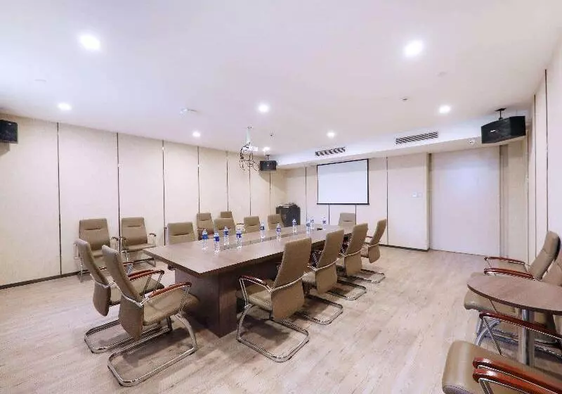 Hotelli Ibis Styles Gy Bosideng Plz