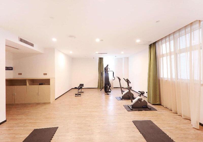 Отель Ibis Styles Gy Bosideng Plz