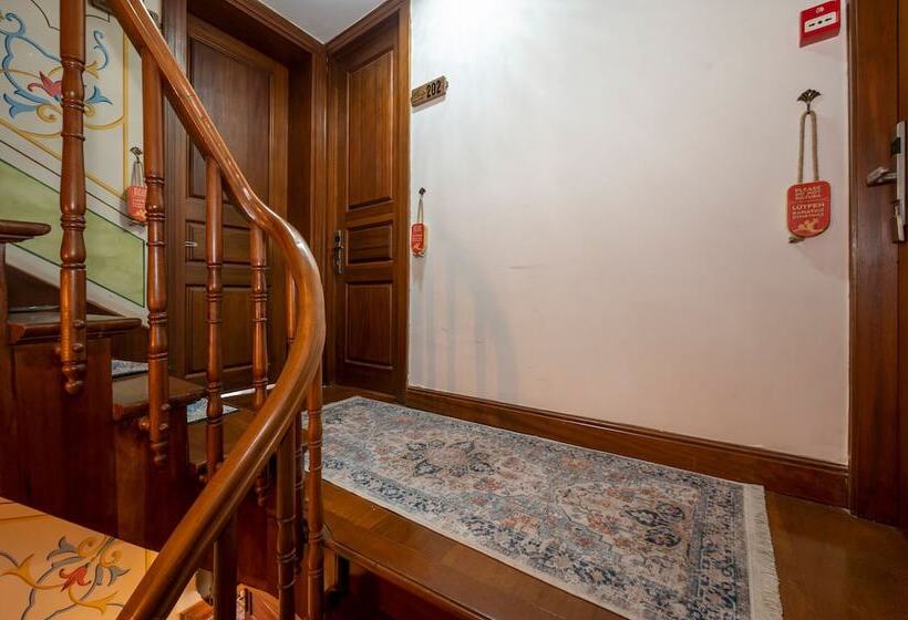 هتل Valeria Antique 1892 Sultanahmet