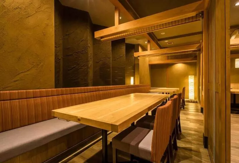 Hotelli Japanese Onsen Ryokan Kohakuen