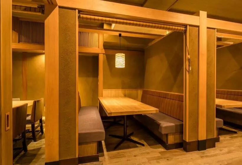 Hotelli Japanese Onsen Ryokan Kohakuen