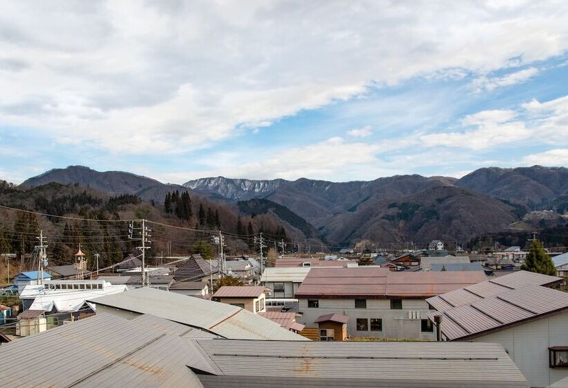 هتل La Montagne Furuhata