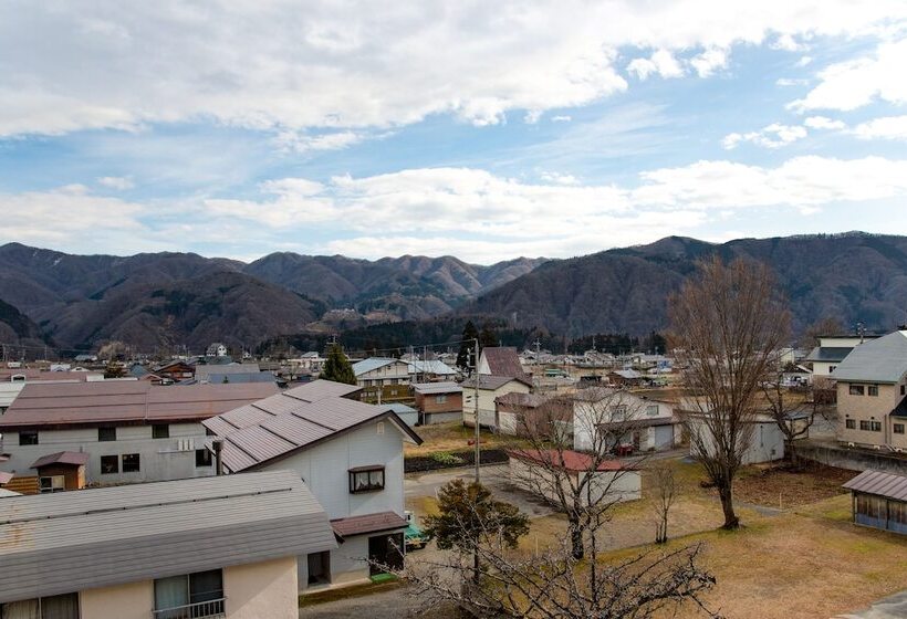 هتل La Montagne Furuhata