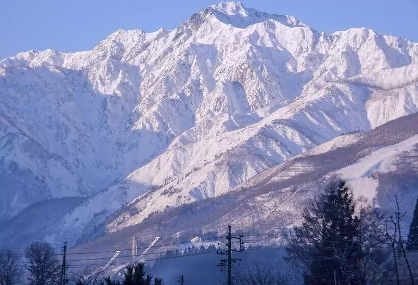 هتل La Montagne Furuhata