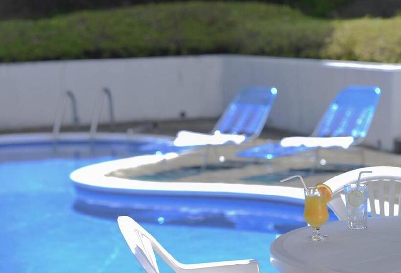 בית מלון כפרי Lenessa Akazawa