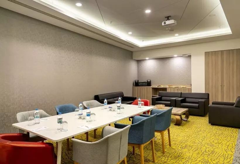 ホテル Park Inn By Radisson Istanbul Airport Odayeri
