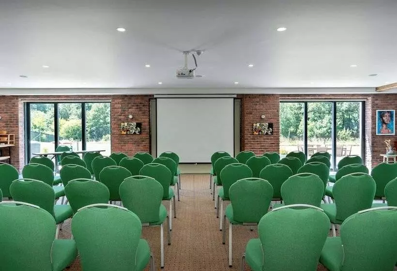 ホテル Park Inn By Radisson Istanbul Airport Odayeri