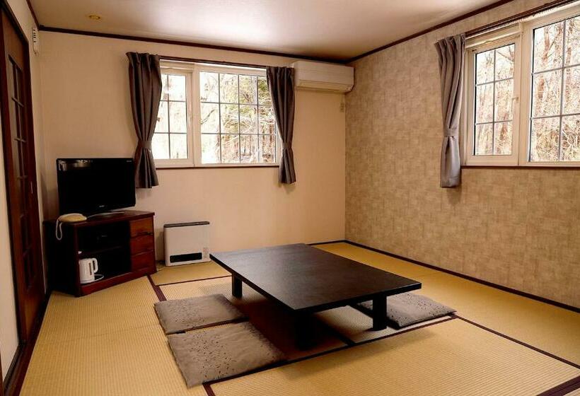 בית מלון כפרי Paper Moon