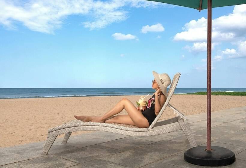 Отель Sheraton Grand Chennai Resort & Spa