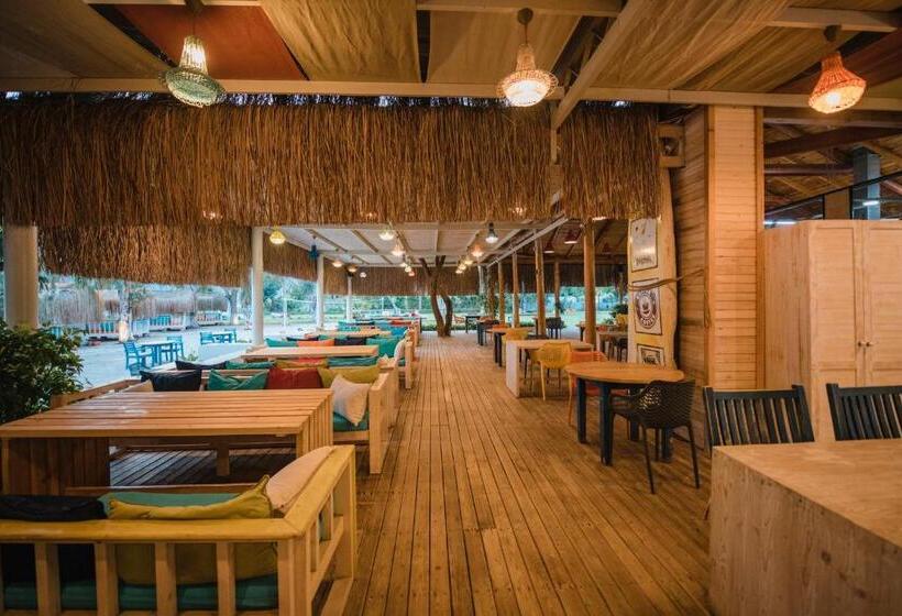 Hotel Sugar Beach Club