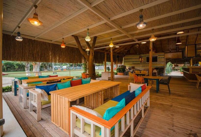 Hotel Sugar Beach Club