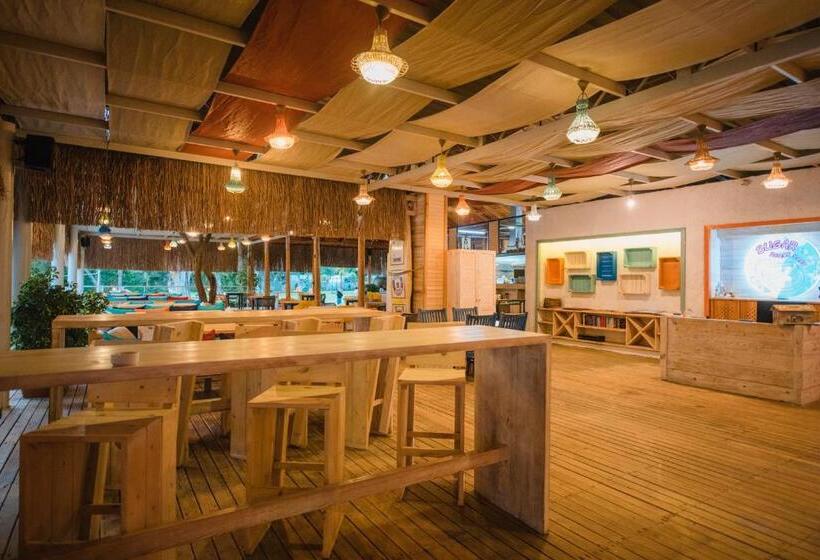 Hotel Sugar Beach Club