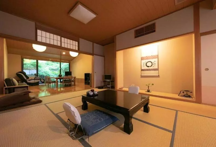 هتل Yumoto Ueyama Ryokan