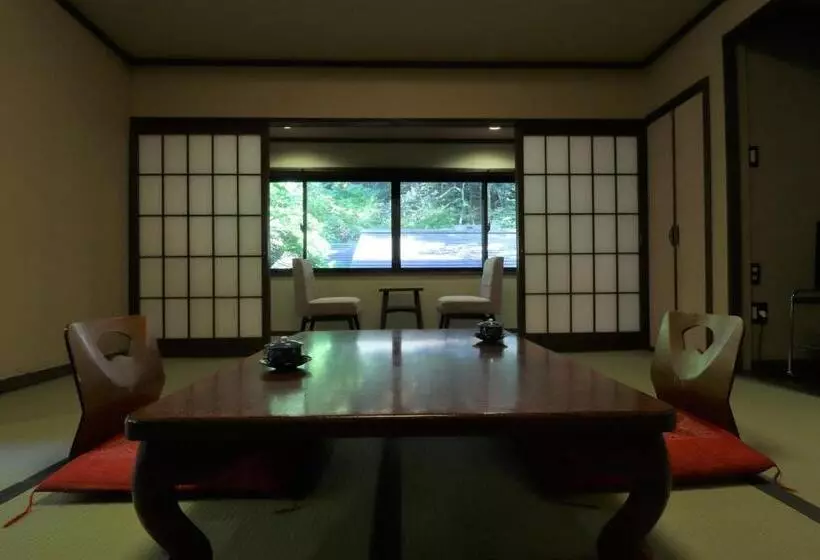 هتل Yumoto Ueyama Ryokan