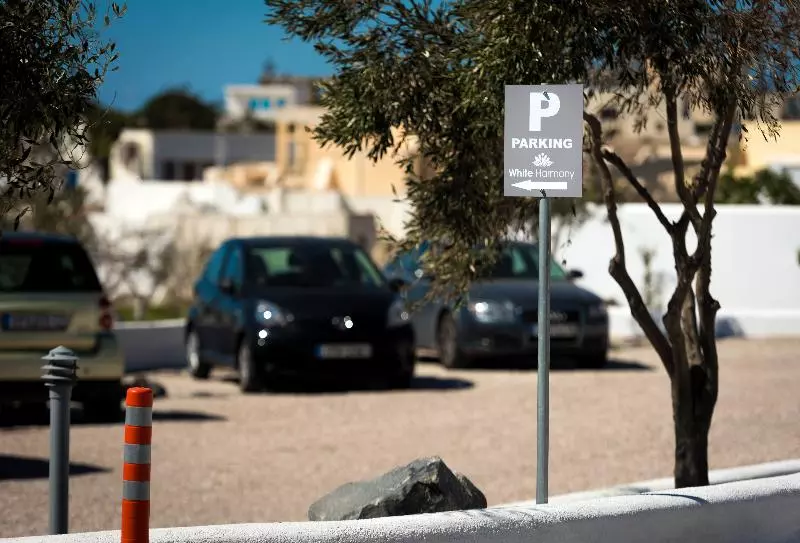 Hotelli White Harmony Suites