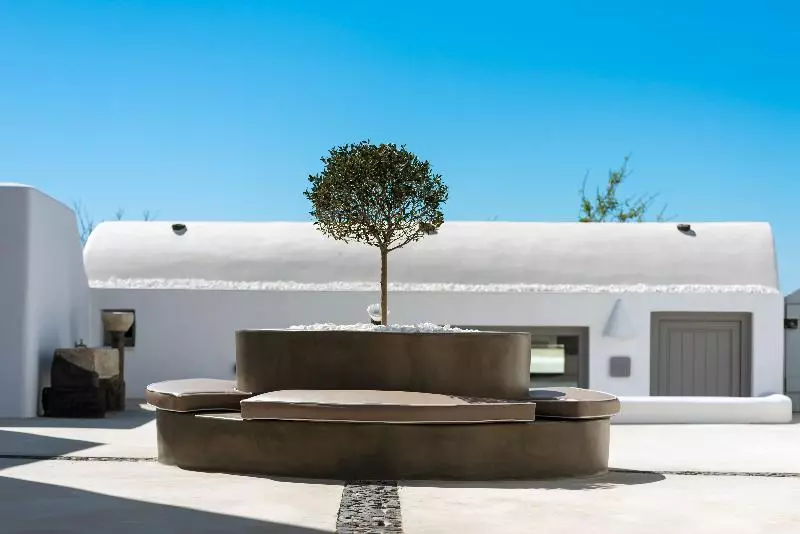 Hotelli White Harmony Suites