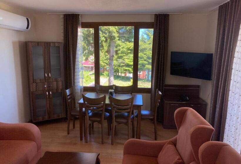 هتل Zarha Mountain Resort