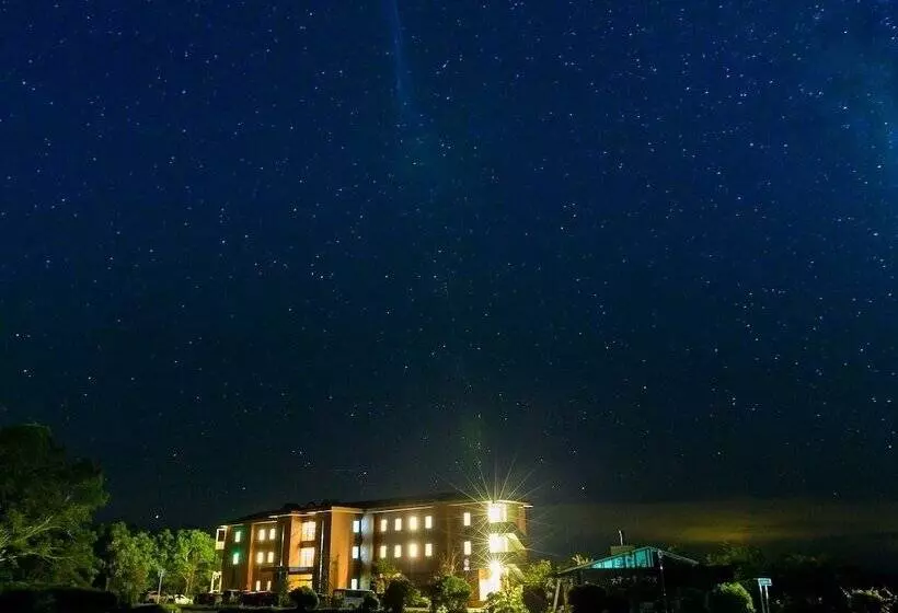 The Guernsey Hotel & Resort