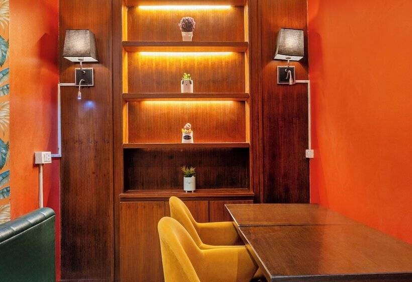 בית מלון כפרי Treebo Premium The Mustard Inn, Lawrence Road