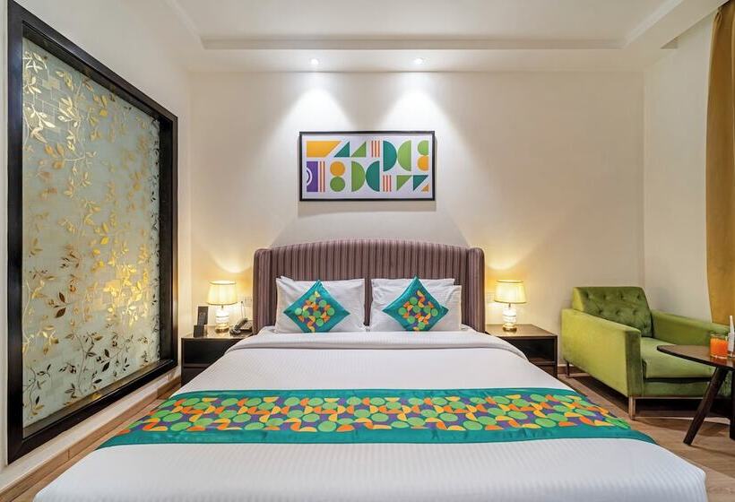 בית מלון כפרי Treebo Premium The Mustard Inn, Lawrence Road