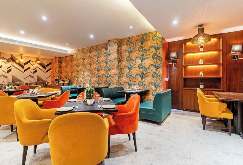 בית מלון כפרי Treebo Premium The Mustard Inn, Lawrence Road