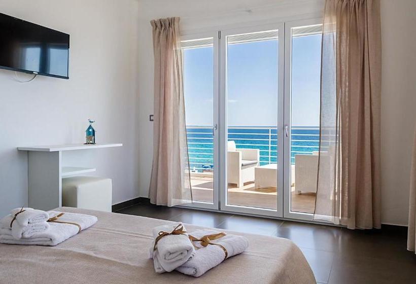 Galileo Suites & Apartments