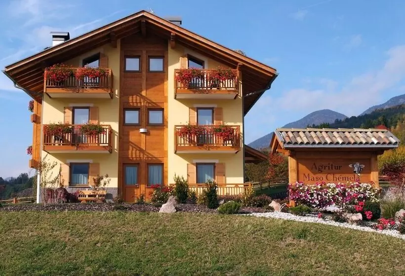 Hotelli Agritur Maso Chemela