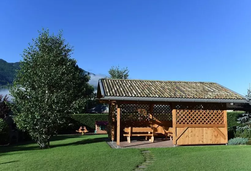 Hotelli Agritur Maso Chemela