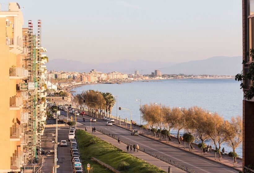 هتل B&b Monica's House