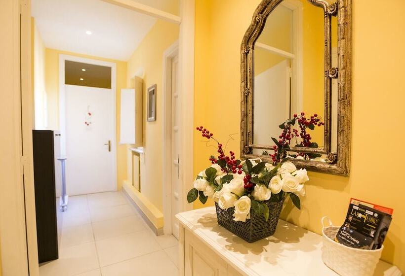 هتل B&b Monica's House