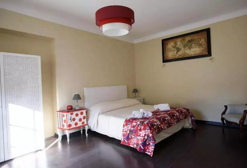 Hotelli B&b Piccoli Leoni