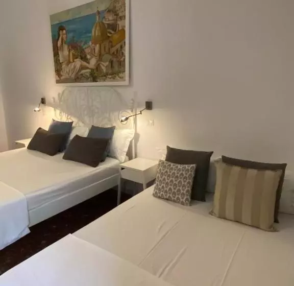 هتل Casa Castagna